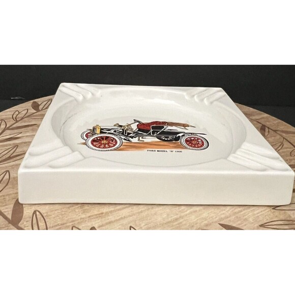Vtg Hyalyn Ford Model "N" 1906 Large Porcelain Cigarette Cigar Ashtray 7" x 7" - Picture 2 of 11